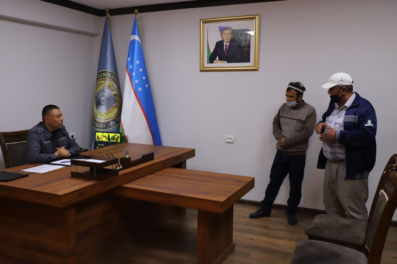 Бухоро вилояти ИИБ бошлиғи полковник Шухрат Алиевнинг шахсий қабулида турли масалалардаги …